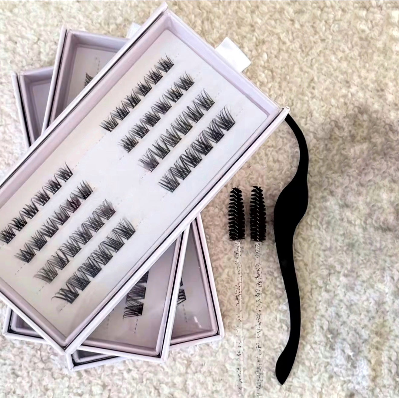 Faux Cils Extra Black Auto-Adhésifs NYA® Longue Tenue